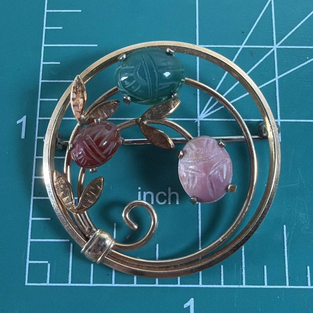 KREMENTZ VTG 14Kt Gold Overlay Circle Brooch Carved Scarab Beetle Gemstone Gift